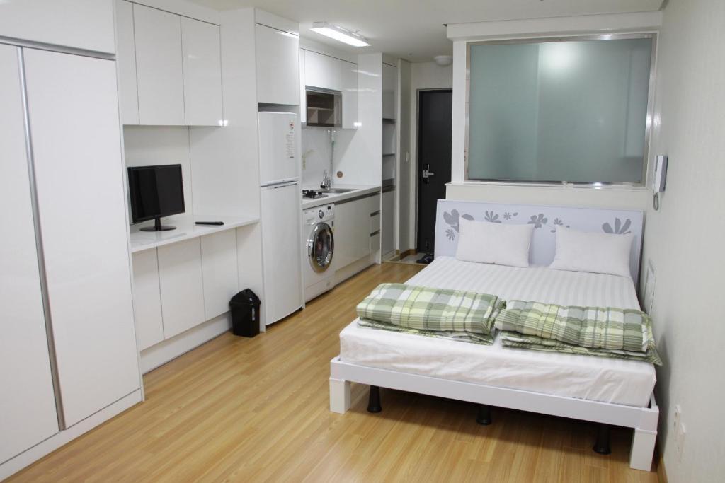 Phil House Hostel Guri ภายนอก รูปภาพ