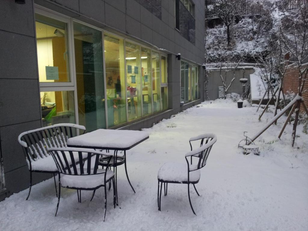 Phil House Hostel Guri ภายนอก รูปภาพ
