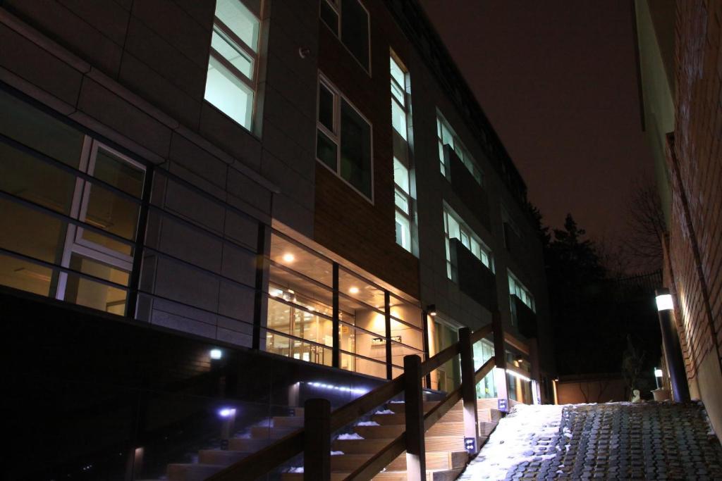 Phil House Hostel Guri ภายนอก รูปภาพ